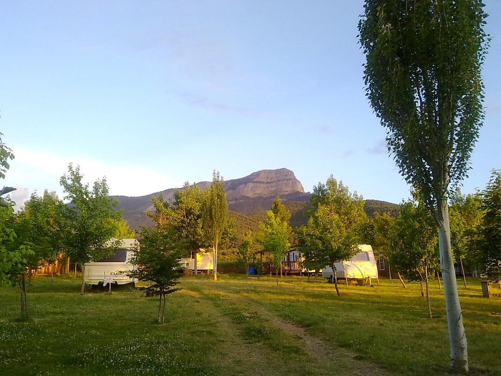 Camping Ain ฮากา ภายนอก รูปภาพ
