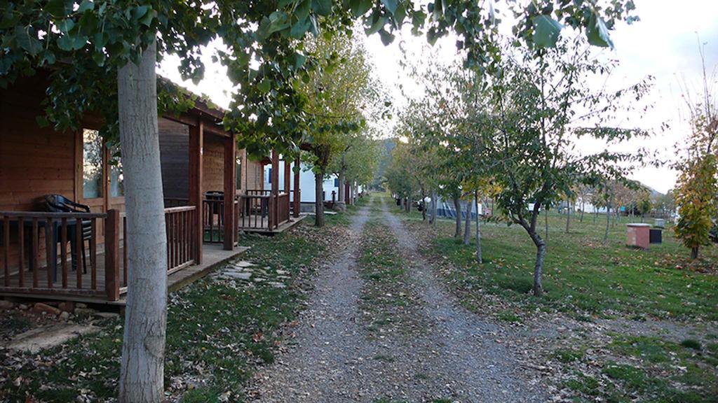 Camping Ain ฮากา ภายนอก รูปภาพ