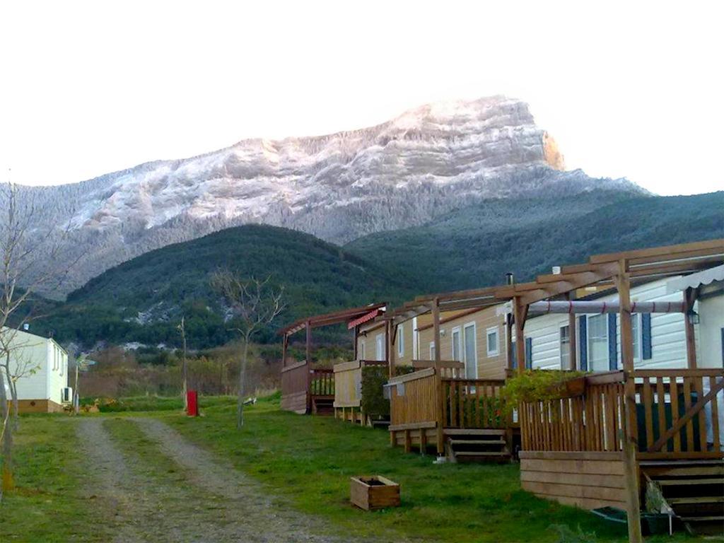 Camping Ain ฮากา ภายนอก รูปภาพ